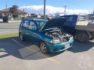 1997 Mazda Demio Station Wagon Photo