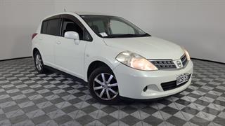 2008 Nissan Tiida 5D Hatch Photo