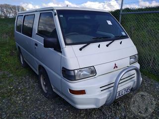 2007 Mitsubishi L300 2.4P SWB 4DR M Panel Van Photo