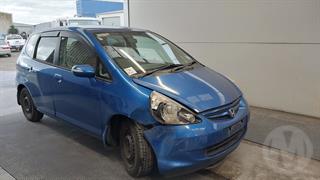 2006 Honda fit Hatch Photo