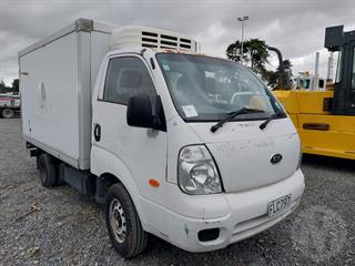 2010 Kia K2900 DSL Truck Cabchassi Box Body Chiller Photo