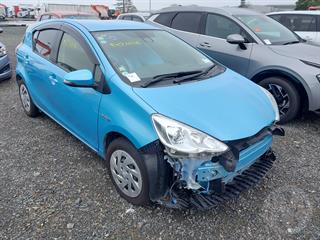 2016 Toyota Aqua Hatch Photo