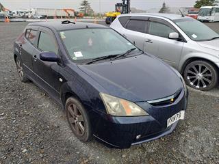 2001 Toyota Will Hatch Photo