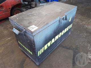Mobile Steel Tool BIN Engineering Equipment Photo