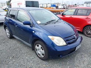 2003 Toyota IST Hatch Photo