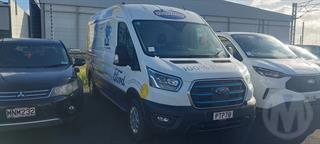 2023 Ford Transit 350l LWB VAN 75kwh 3D Window Van Photo