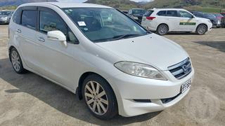 2005 Honda Edix Station Wagon Photo