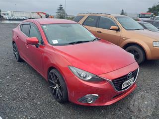 2014 Mazda Axela Hybrid Hatch Photo