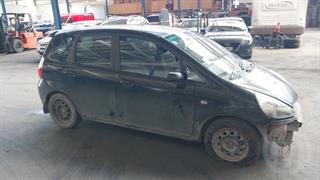 2004 Honda fit Hatch Photo