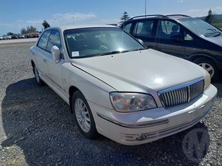 2004 Hyundai XG Sedan Photo