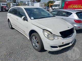 2006 Mercedes-Benz R350 Station Wagon Photo