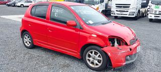 2004 Toyota Vitz Hatch Photo