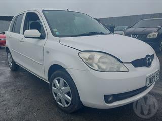 2006 Mazda Demio Hatch Photo
