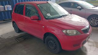 2002 Mazda Demio Hatch Photo