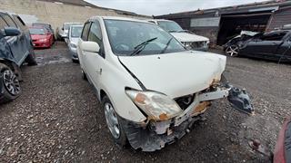 2004 Toyota IST Hatch Photo
