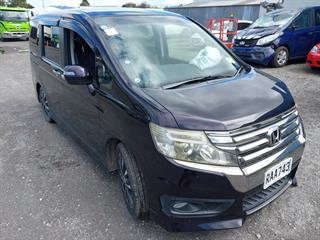 2013 Honda Stepwgn Spada Station Wagon Photo