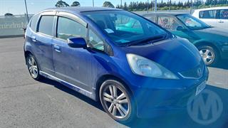 2007 Honda fit Hatch Photo