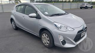 2017 Toyota Aqua Hatch Photo