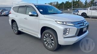 2022 Mitsubishi Pajero Sport VRX 2.4D/4WD/8AT 5D Station Wagon Photo