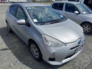 2013 Toyota Aqua Hatch Photo