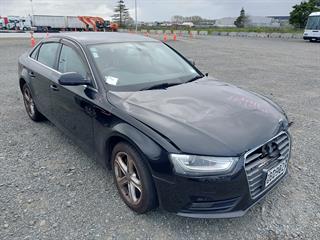 2013 Audi A4 Sedan Photo