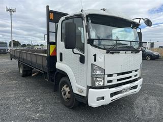 2011 Isuzu F Series FRR500 Flat Deck GCM 16,000kg Photo