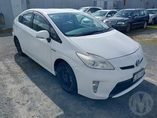 2012 Toyota Prius Hybrid Hatch Photo