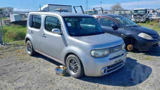 2012 Nissan Cube Hatch Photo
