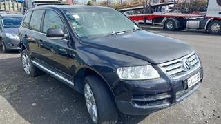 2005 Volkswagen Touareg 4.2 V8 TIP Station Wagon Photo
