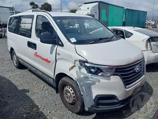 2020 Hyundai Iload 2.5 Crdi Auto Van Photo