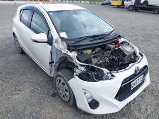 2017 Toyota Aqua Hybrid Hatch Photo