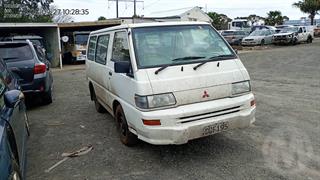 2006 Mitsubishi L300 2.5D SWB 4DR M Van Photo
