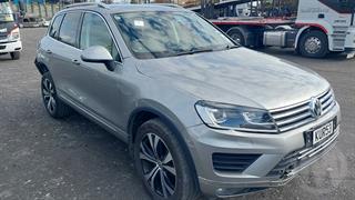 2017 Volkswagen Touareg TDI 180kw BMT 3.0D/ Station Wagon Photo