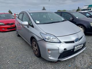 2013 Toyota Prius Hybrid 1.8L Sedan Photo