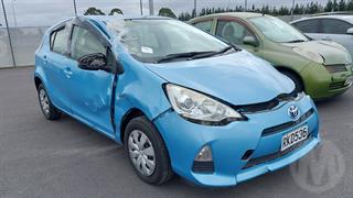 2014 Toyota Aqua Hybrid Hatch Photo