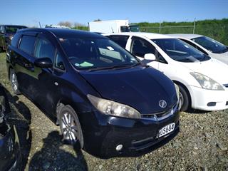 2010 Toyota Wish Station Wagon Photo