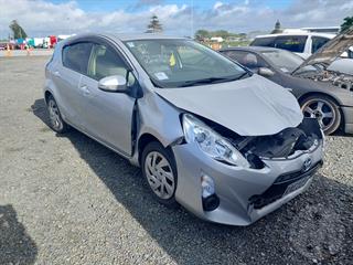 2015 Toyota Aqua Hatch Photo