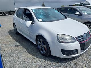 2006 Volkswagen Golf Hatch Photo