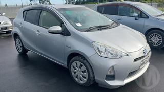 2014 Toyota Aqua Hatch Photo
