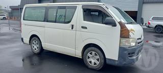 2009 Toyota Hiace Window Van Photo