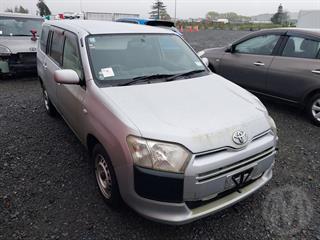 2015 Toyota Probox Station Wagon Photo