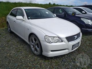 2005 Toyota Markx 4D Sedan Photo