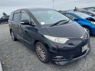 2007 Toyota Estima Station Wagon Photo