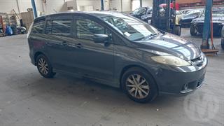 2006 Mazda Premacy Station Wagon Photo
