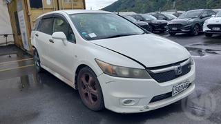 2006 Honda Stream Station Wagon Photo
