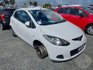2010 Mazda Demio Hatch Photo