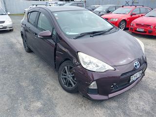 2014 Toyota Aqua Hatch Photo