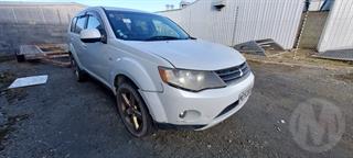 2006 Mitsubishi Outlander 5D Station Wagon Photo