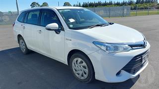 2017 Toyota Corolla Fielder Station Wagon Photo