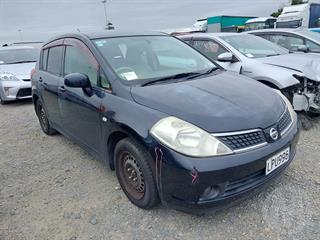 2005 Nissan Tiida Hatch Photo